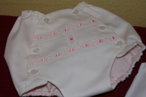 2009-01-10 vestidito lorzas recién nacida 002