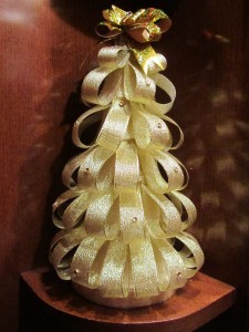 1012-12-14 mi árbol dorado de Navidad 006